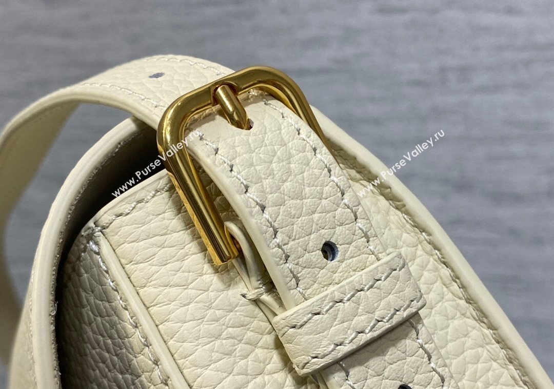 Dior Bobby East-West Bag in Grained Calfskin White 2024 M9042 (XXG-241212018)