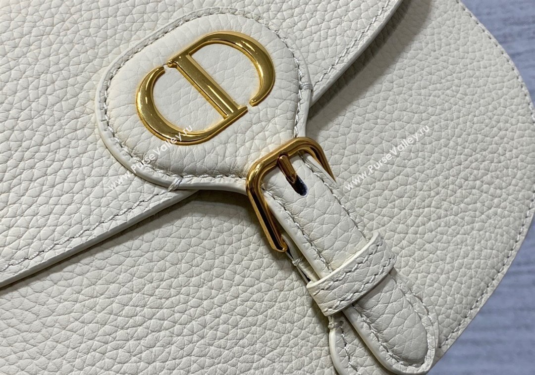 Dior Medium Bobby Bag in Grained Calfskin White 2024 M9042 (XXG-241212022)