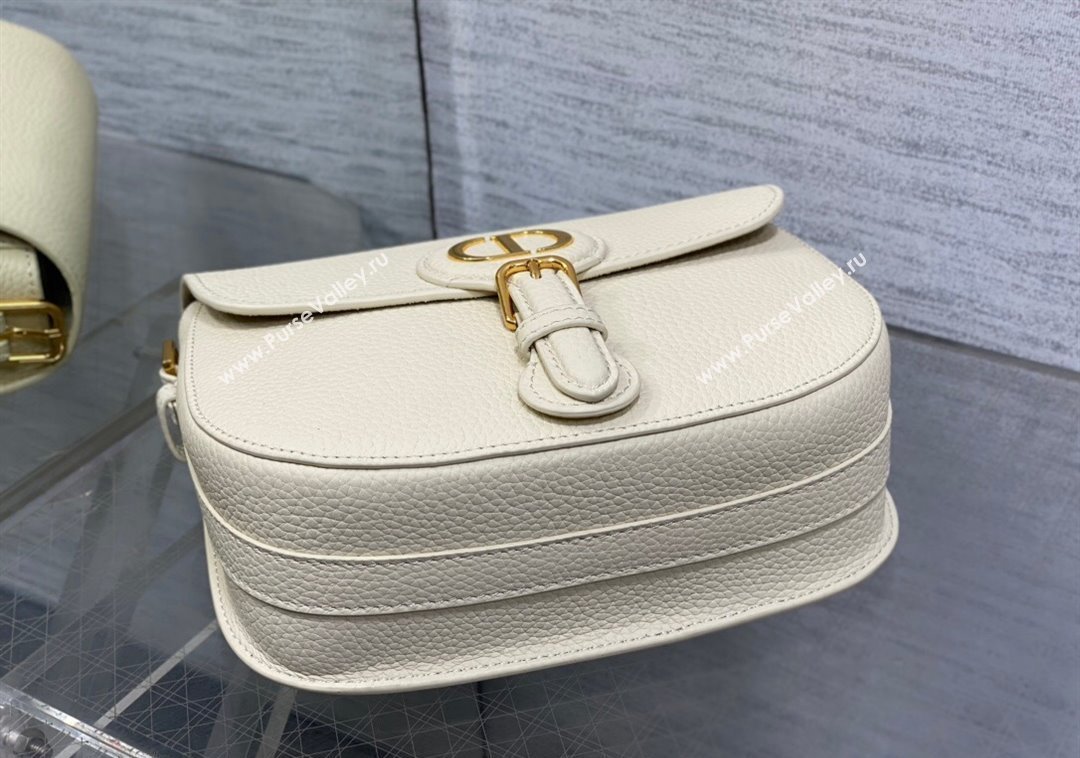 Dior Medium Bobby Bag in Grained Calfskin White 2024 M9042 (XXG-241212022)