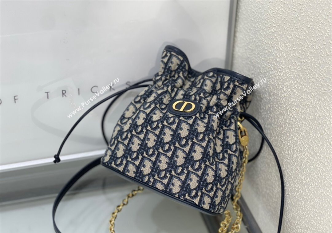 Dior 30 Montaigne Mini Bucket Bag with Drawstring Blue Dior Oblique Jacquard 2024 (XXG-241212033)