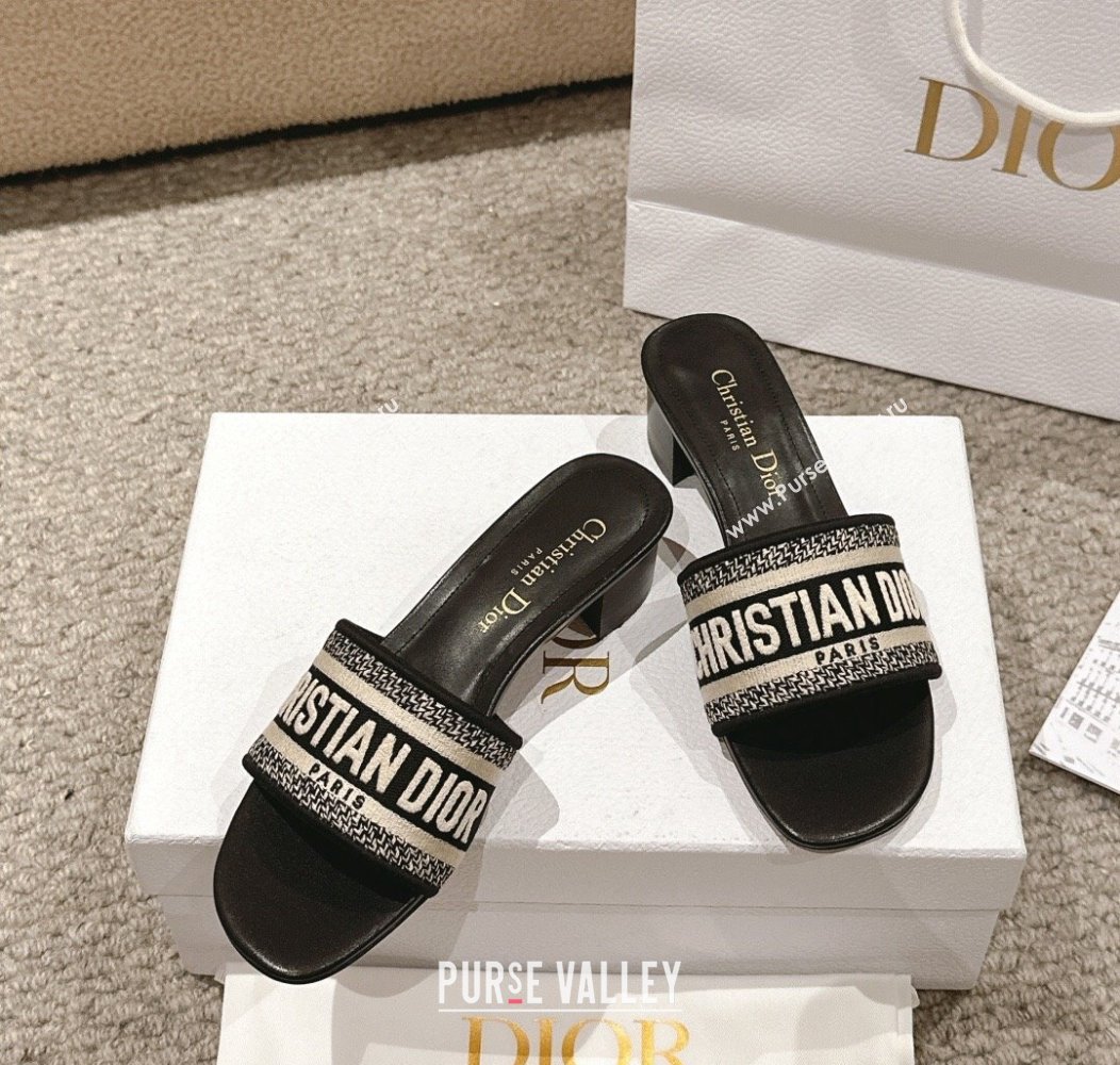 Dior Dway Heel Slides Sandal 4.5cm in Classic Embroidered Cotton Black 2024 1230 (MD-241231015)