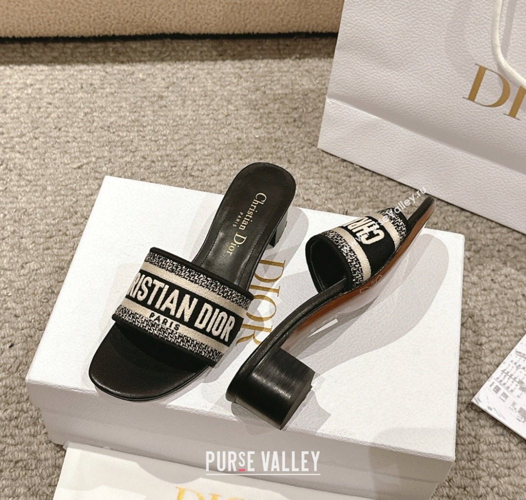 Dior Dway Heel Slides Sandal 4.5cm in Classic Embroidered Cotton Black 2024 1230 (MD-241231015)