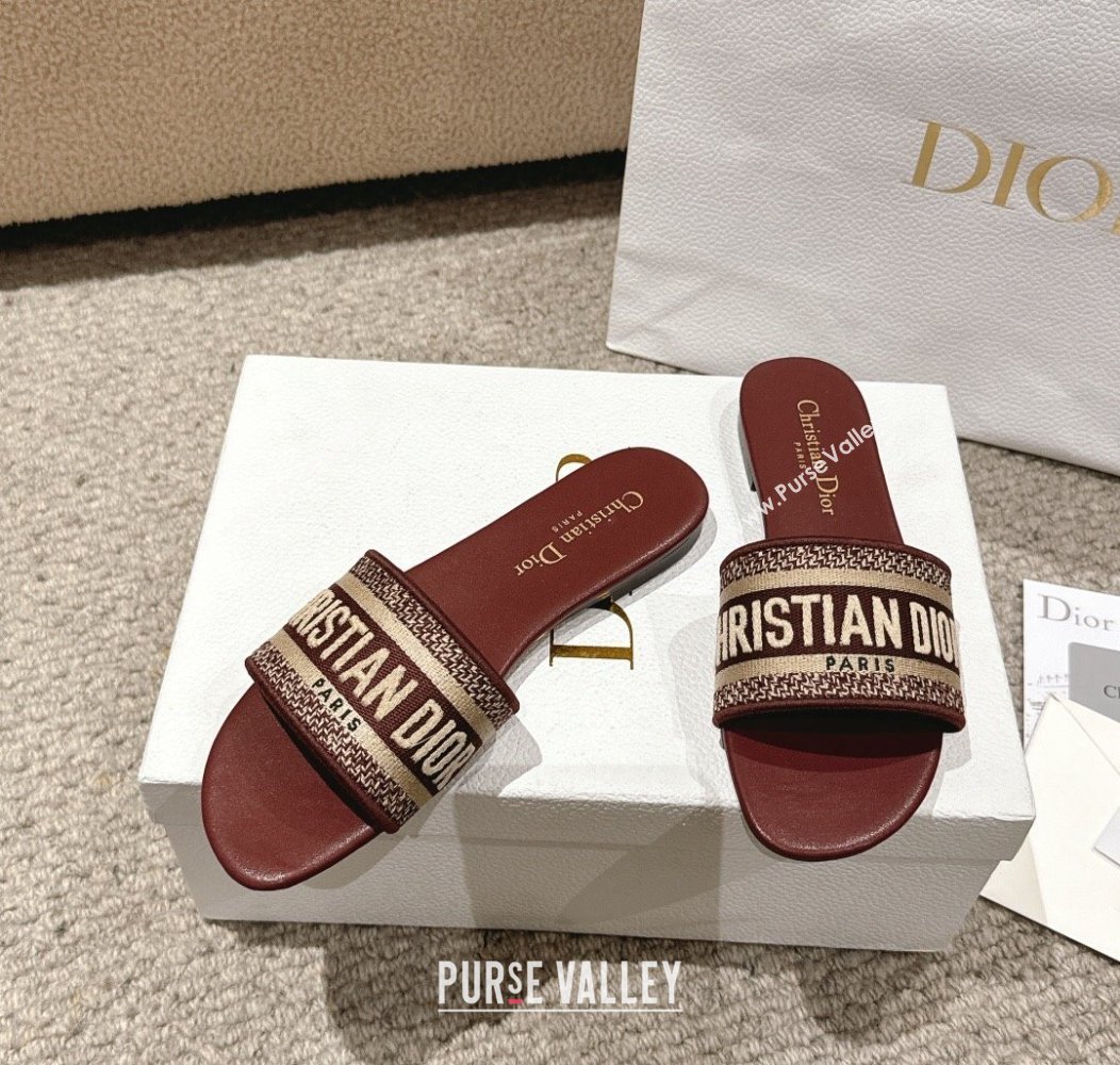 Dior Dway Flat Slides Sandal in Classic Embroidered Cotton Burgundy 2024 1230 (MD-241231027)