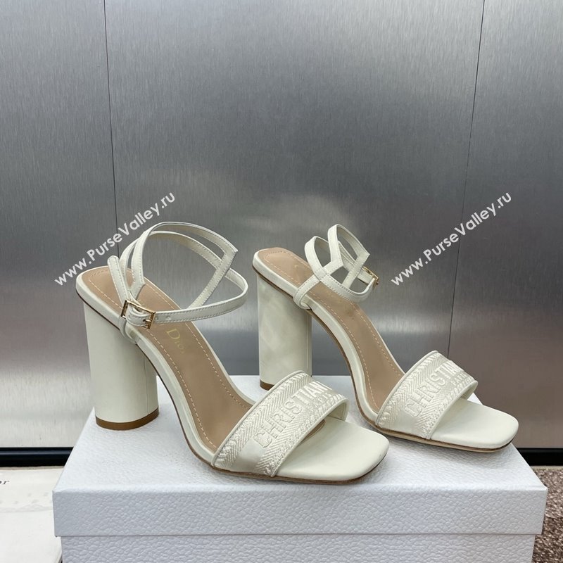 Dior Dway Heeled Sandals 9.5cm in White Embroidered Satin and Lambskin 2024 (JC-241231069)