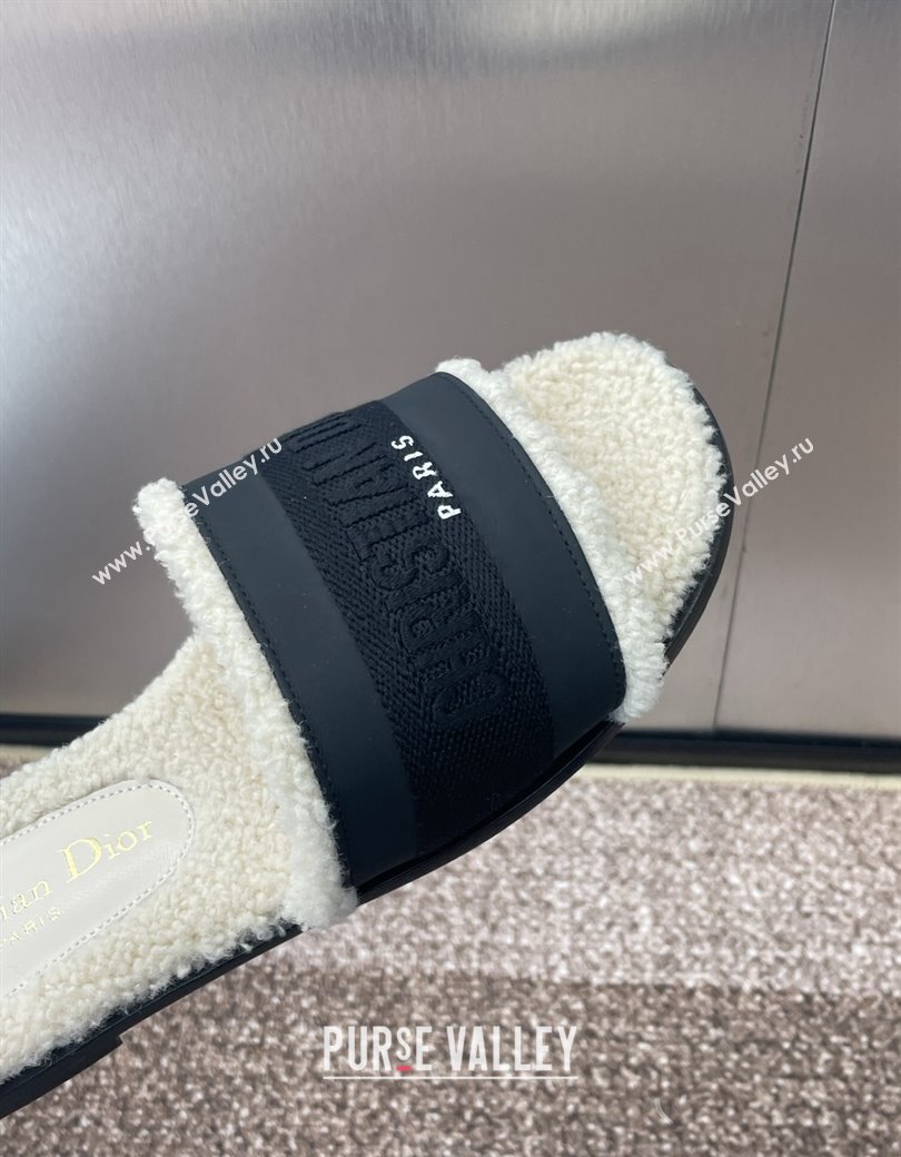 Dior Dway Flat Slides Sandal in Calfskin and Embroidered Cotton with Shearling Lining Black 2024 (JC-241231077)