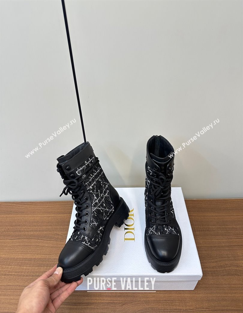 Dior D-Unit Ankle Boots in Black Cannage Tweed and Black Calfskin 2024 (MD-241231083)