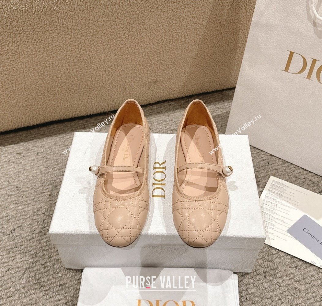 Dior Mary Janes Ballet Flats in Quilted Cannage Calfskin with Pearl Beige 2024 12231 (MD-241231086)