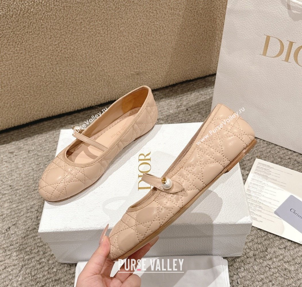 Dior Mary Janes Ballet Flats in Quilted Cannage Calfskin with Pearl Beige 2024 12231 (MD-241231086)