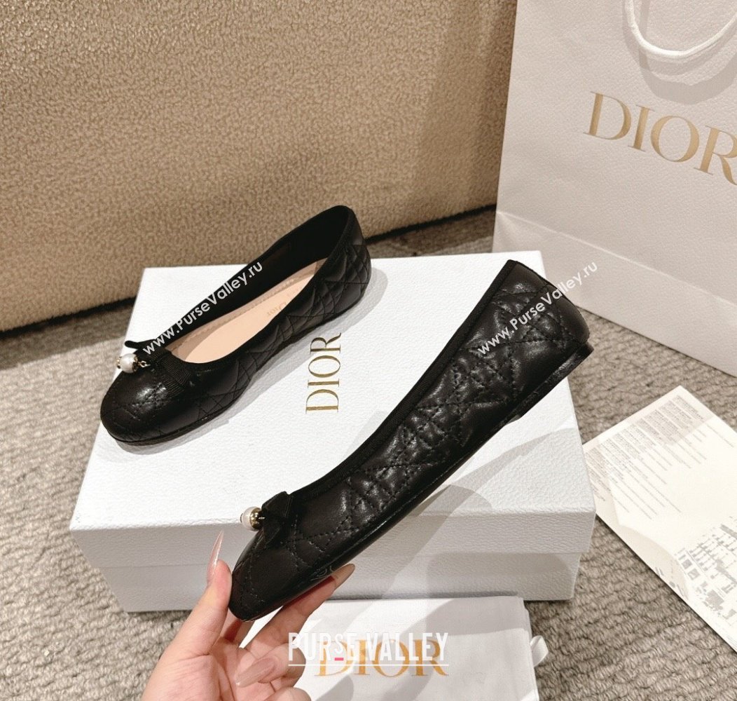 Dior Ballet Flat in Quilted Cannage Calfskin with Pearl Bow Black 2024 1231 (MD-241231092)