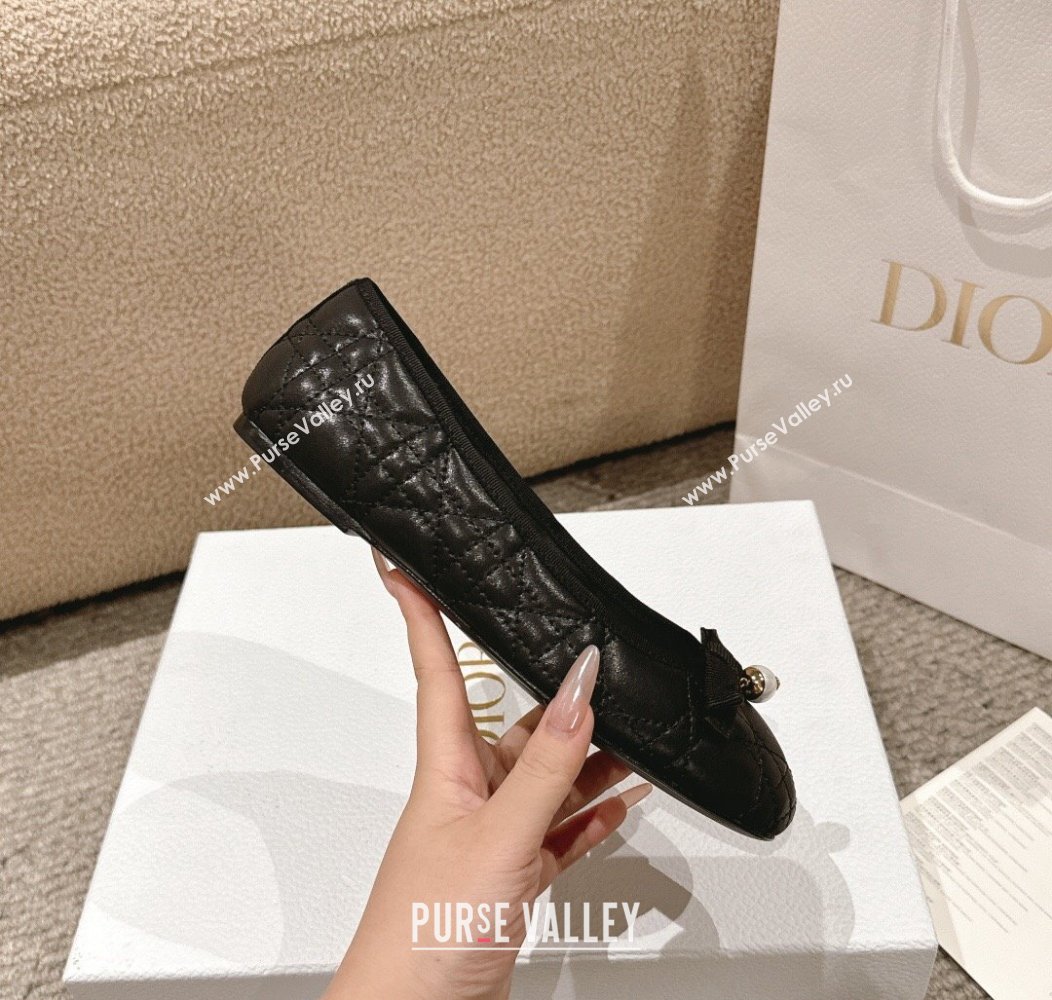 Dior Ballet Flat in Quilted Cannage Calfskin with Pearl Bow Black 2024 1231 (MD-241231092)