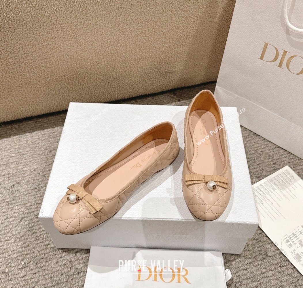 Dior Ballet Flat in Quilted Cannage Calfskin with Pearl Bow Beige 2024 1231 (MD-241231093)