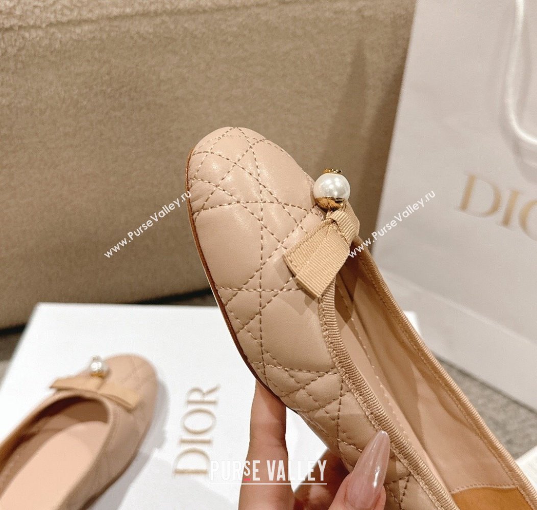 Dior Ballet Flat in Quilted Cannage Calfskin with Pearl Bow Beige 2024 1231 (MD-241231093)