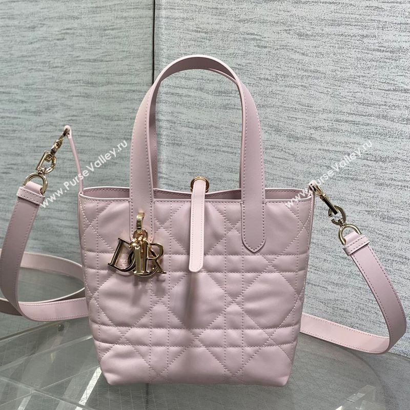 Dior Small Toujours Vertical Tote Bag in Macrocannage Calfskin Pale Pink 2025 2835 (XXG-250207072)