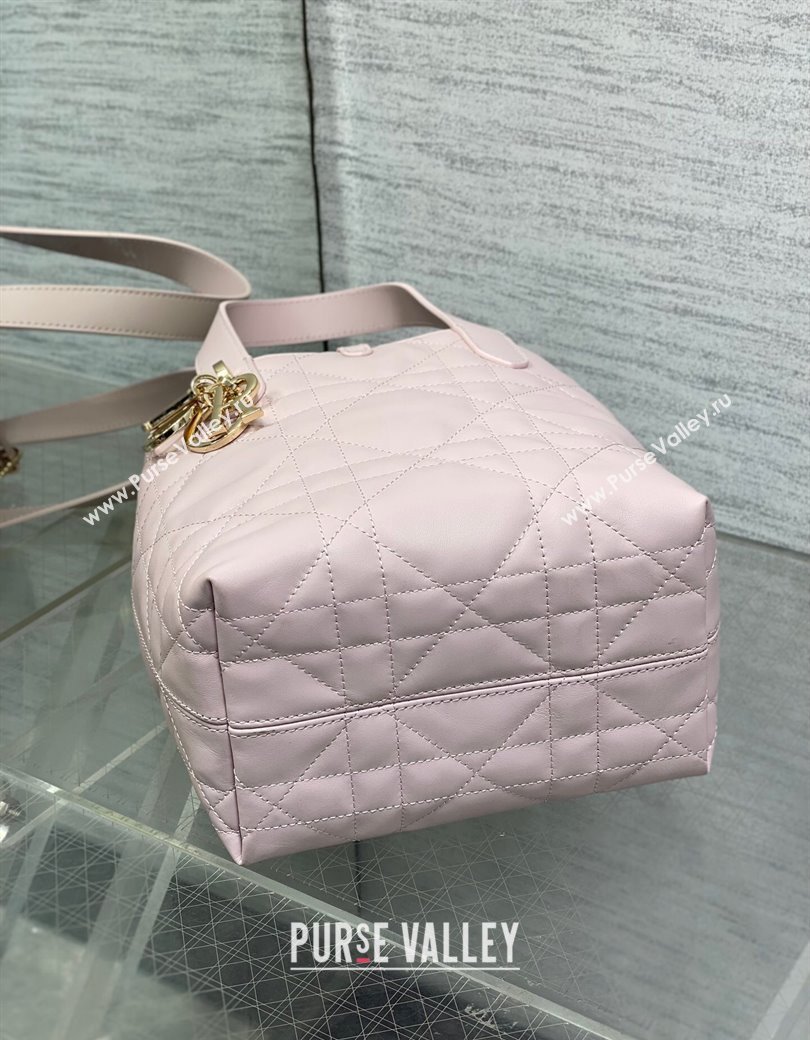 Dior Small Toujours Vertical Tote Bag in Macrocannage Calfskin Pale Pink 2025 2835 (XXG-250207072)