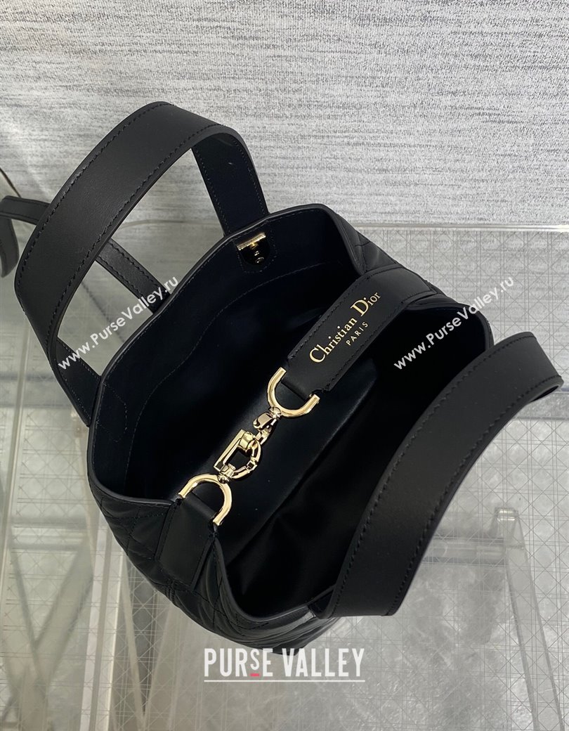 Dior Small Toujours Vertical Tote Bag in Macrocannage Calfskin Black 2025 2835 (XXG-250207073)