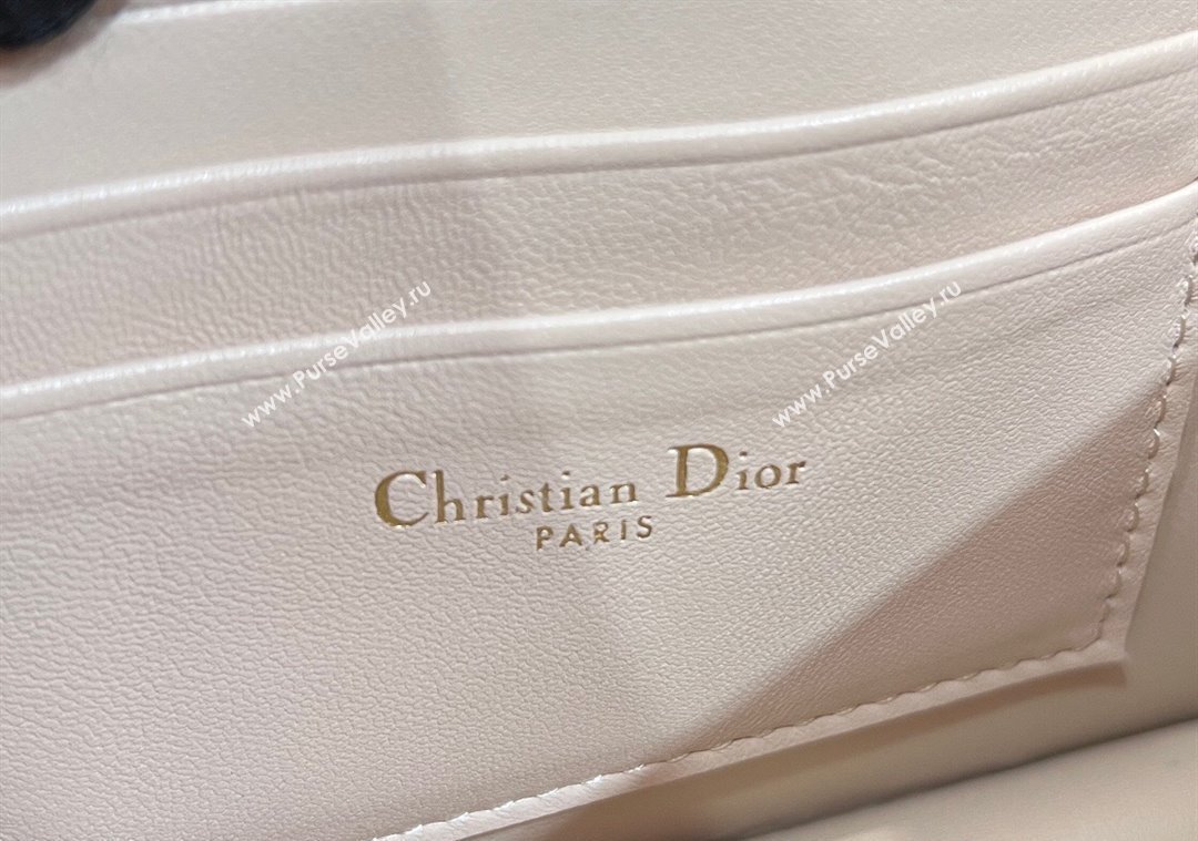 Dior Miss Caro Mini bag in Macrocannage Lambskin Cloud Grey/Pink 2025 M5169 (XXG-250208017)