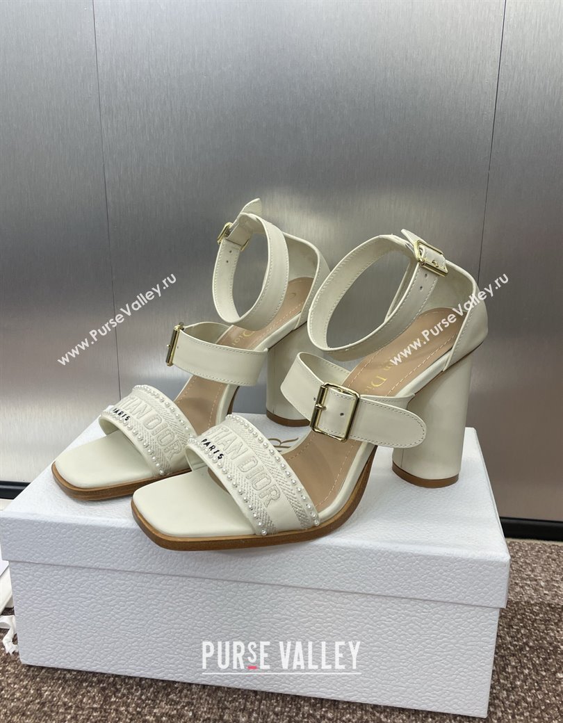 Dior Dway Heeled Sandals 9.5cm in White Calfskin and Embroidered Cotton with Pearls 2025 (JC-250220065)