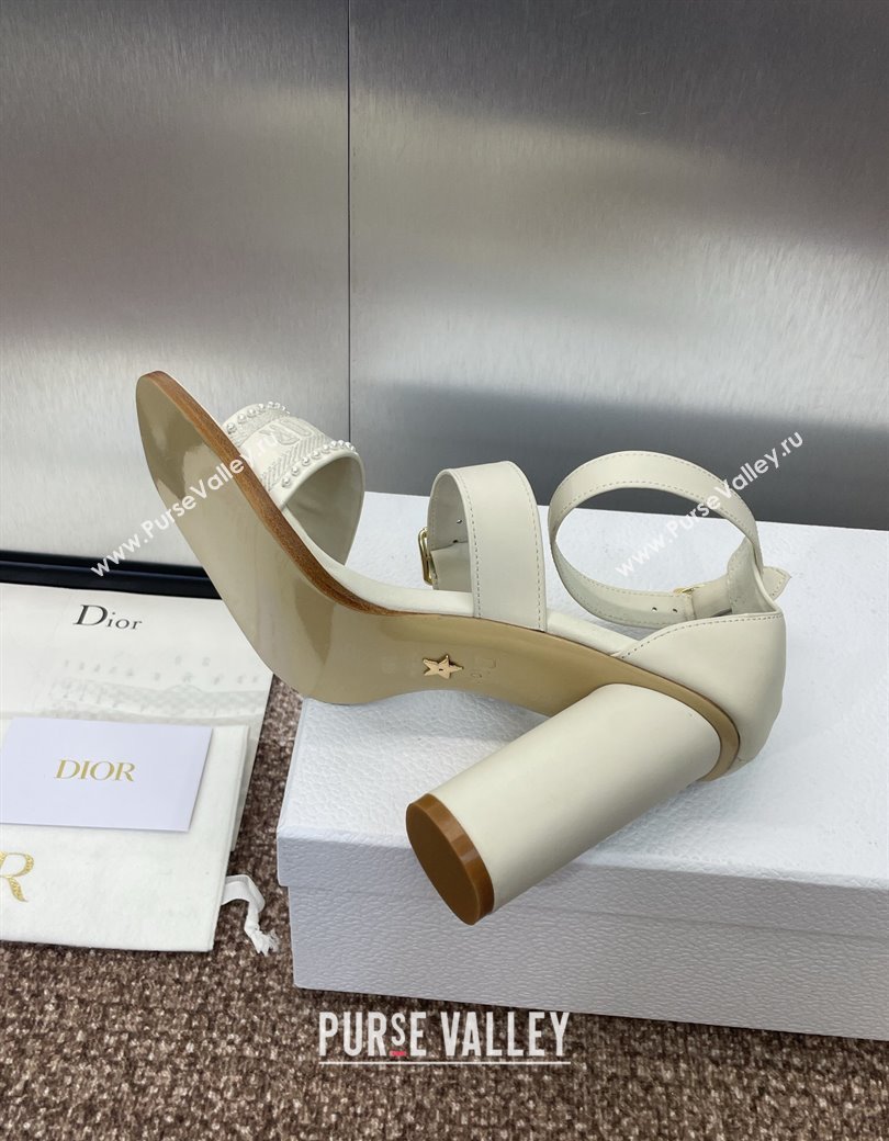 Dior Dway Heeled Sandals 9.5cm in White Calfskin and Embroidered Cotton with Pearls 2025 (JC-250220065)