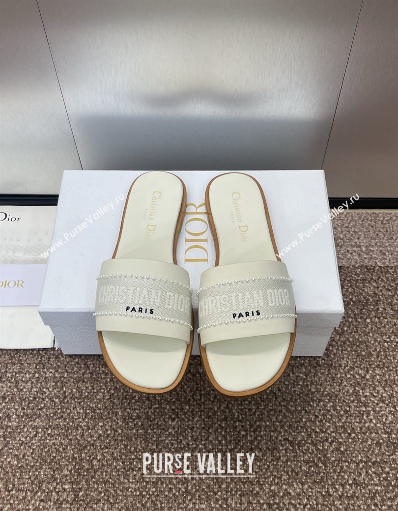 Dior Dway Flat Slides Sandal in Calfskin and Embroidered Cotton with Pearls White 2025 (JC-250220080)