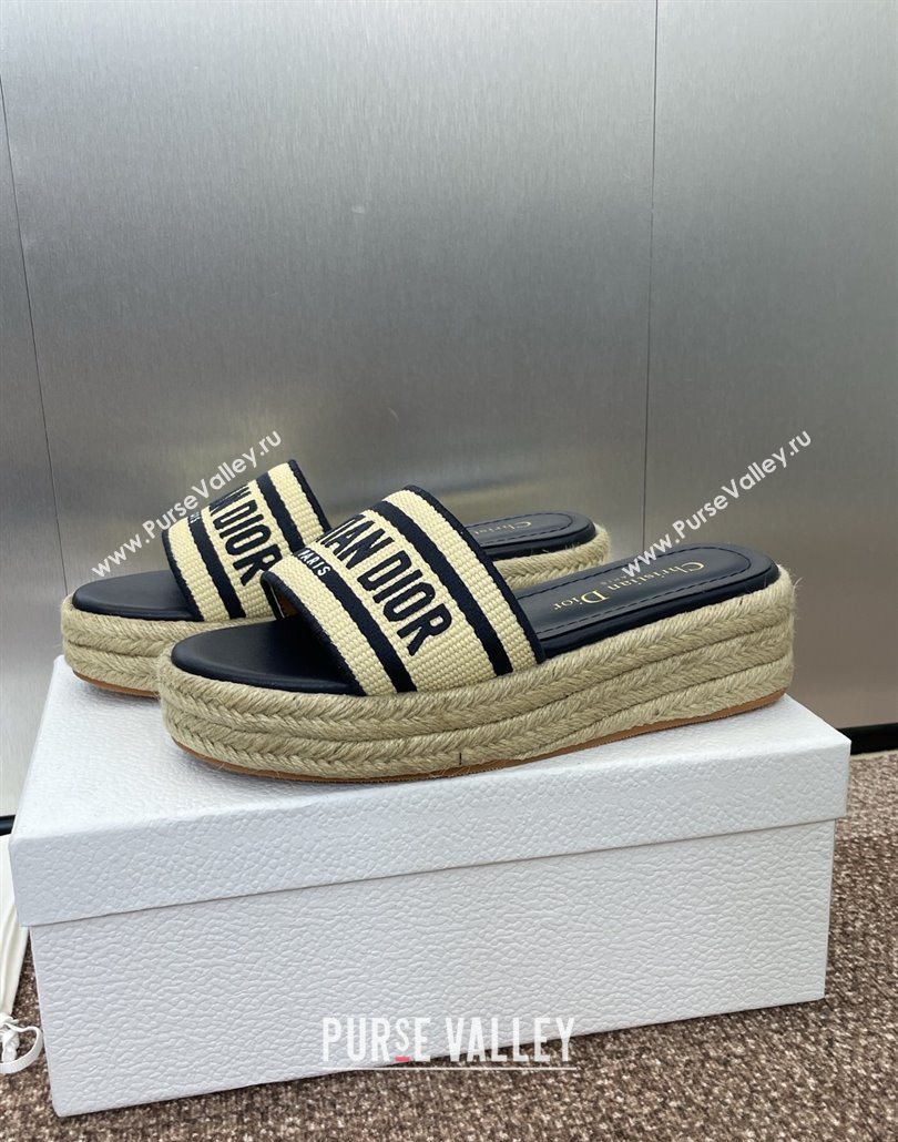 Dior Dway Platform Slides Sandal 4cm in Raffia Straw and Embroidered Cotton Beige/Blue 2025 (JC-250605017)