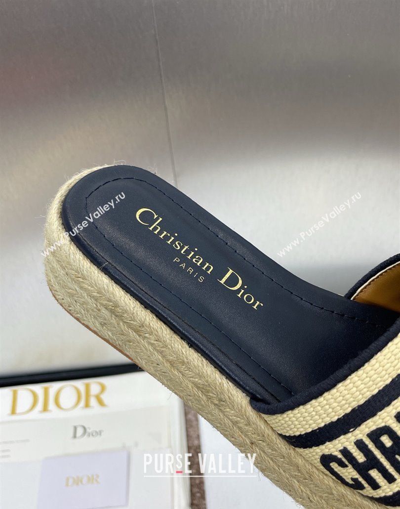 Dior Dway Platform Slides Sandal 4cm in Raffia Straw and Embroidered Cotton Beige/Blue 2025 (JC-250605017)