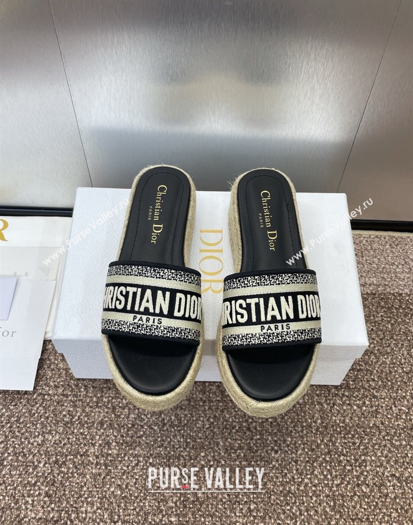 Dior Dway Platform Slides Sandal 4cm in Embroidered Cotton Black2 2025 (JC-250605018)