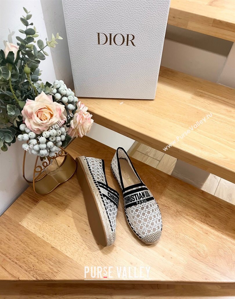 Dior Granville Espadrilles Flat in Cannage Mesh White 2025 0605 (MD-250605042)