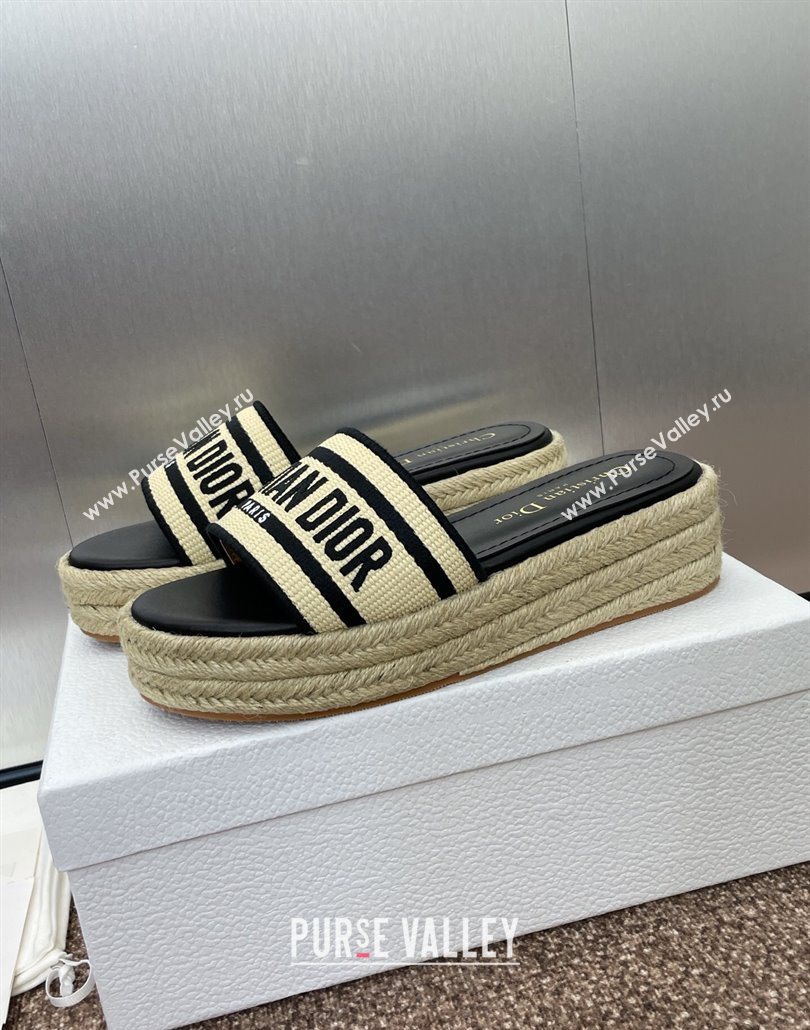 Dior Dway Platform Slides Sandal 4cm in Raffia Straw and Embroidered Cotton Beige/Black 2025 (JC-250605020)