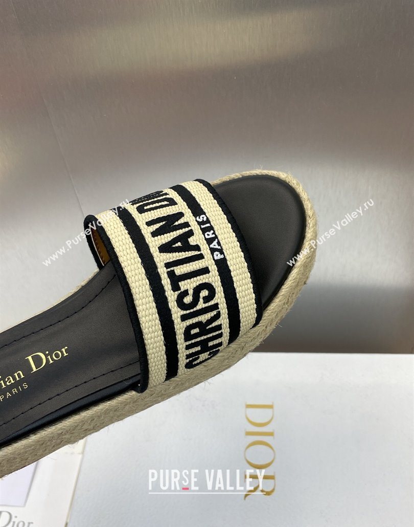 Dior Dway Platform Slides Sandal 4cm in Raffia Straw and Embroidered Cotton Beige/Black 2025 (JC-250605020)
