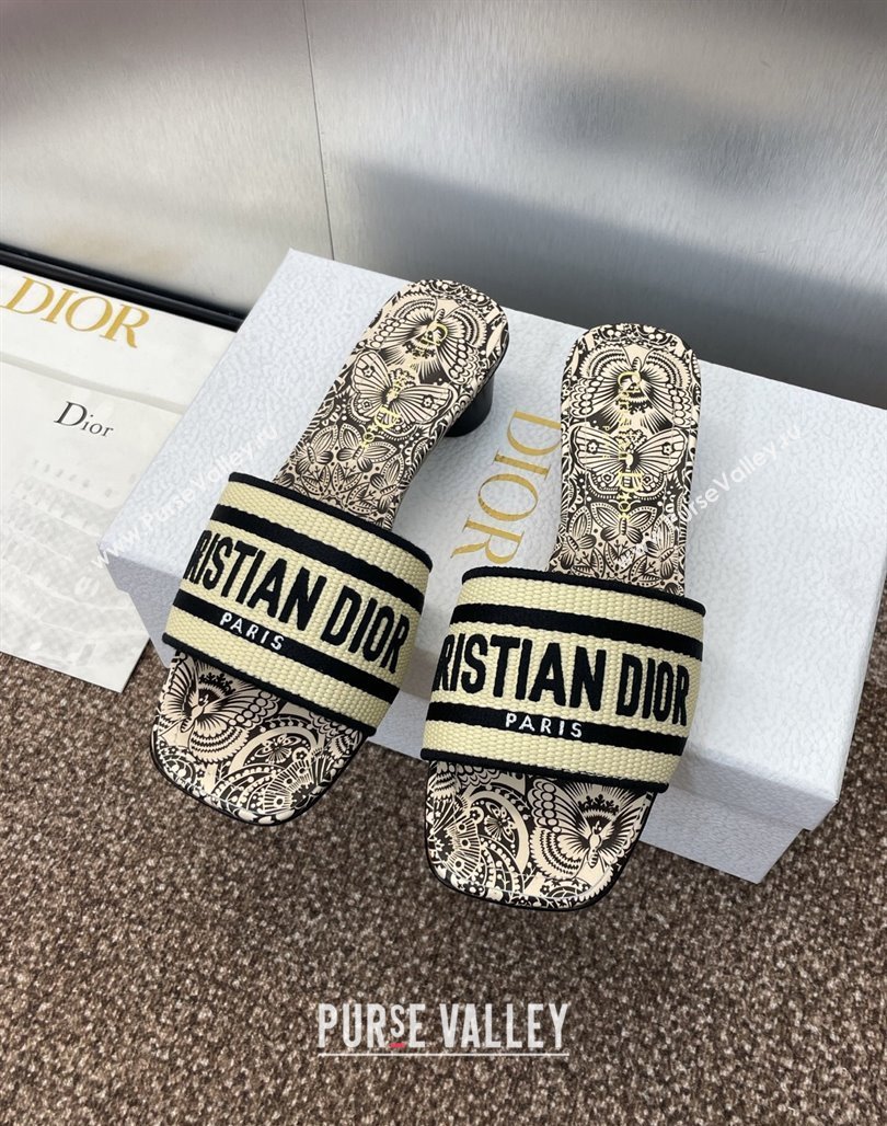 Dior Dway Heel Slides Sandal 4.5cm in Beige Raffia Straw with D-Butterfly Paisley Motif 2025 (MD-250425081)