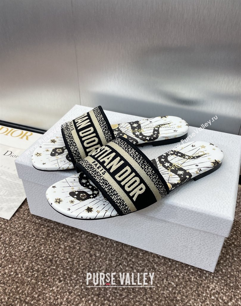 Dior Dway Flat Slides Sandal in Embroidered Cotton with Black and Beige Astral Motif 2025 (MD-250425089)