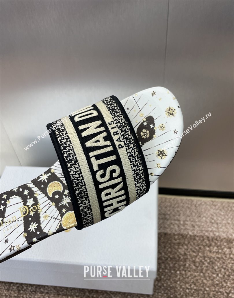 Dior Dway Flat Slides Sandal in Embroidered Cotton with Black and Beige Astral Motif 2025 (MD-250425089)