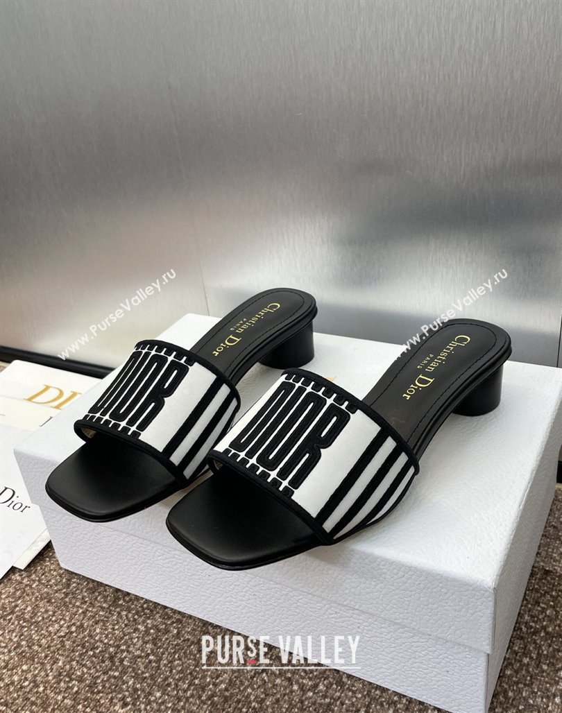 Dior Dway Heel Slides Sandal 4.5cm in Black and White Cotton Embroidered with Dior Graphique Motif 2025 (MD-250425097)