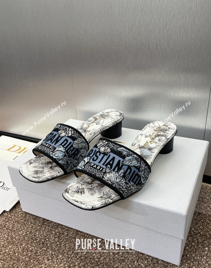 Dior Dway Heel Slides Sandal 4.5cm in Embroidered Cotton White/Blue 2025 0425 (MD-250425101)