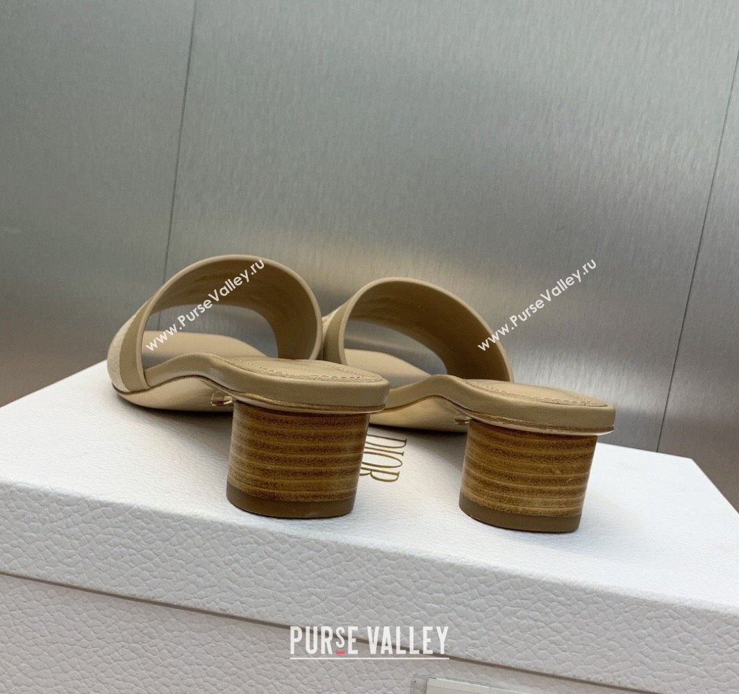 Dior Dway Heel Slides Sandal 4.5cm in Calfskin and Embroidered Cotton Beige 2025 S03W (MD-250425105)