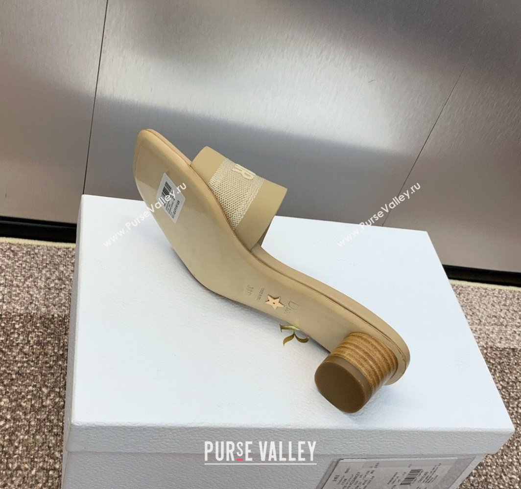 Dior Dway Heel Slides Sandal 4.5cm in Calfskin and Embroidered Cotton Beige 2025 S03W (MD-250425105)