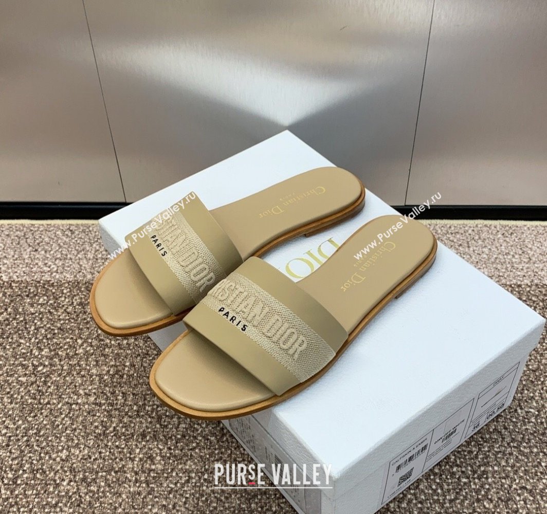 Dior Dway Flat Slides Sandal in Calfskin and Embroidered Cotton Beige 2025 S03W (MD-250425106)