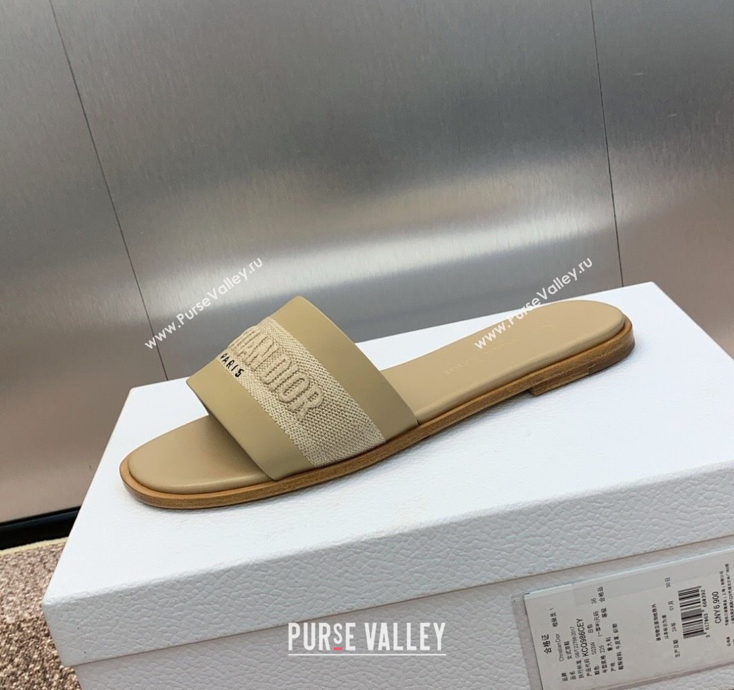 Dior Dway Flat Slides Sandal in Calfskin and Embroidered Cotton Beige 2025 S03W (MD-250425106)