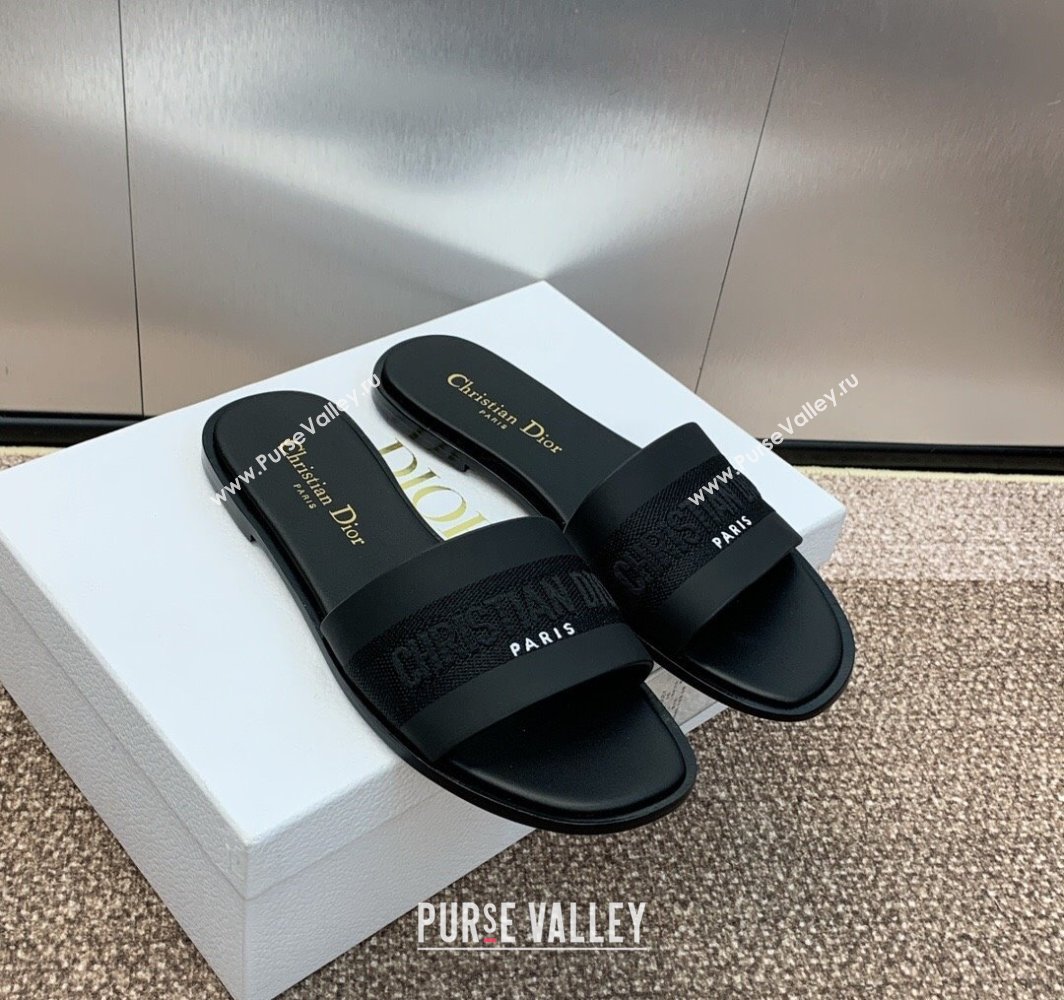 Dior Dway Flat Slides Sandal in Calfskin and Embroidered Cotton Black 2025 S03W (MD-250425108)