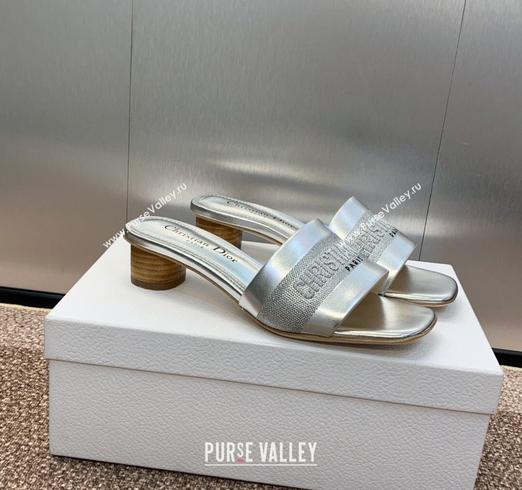 Dior Dway Heel Slides Sandal 4.5cm in Calfskin and Embroidered Cotton Silver 2025 S03W (MD-250425109)