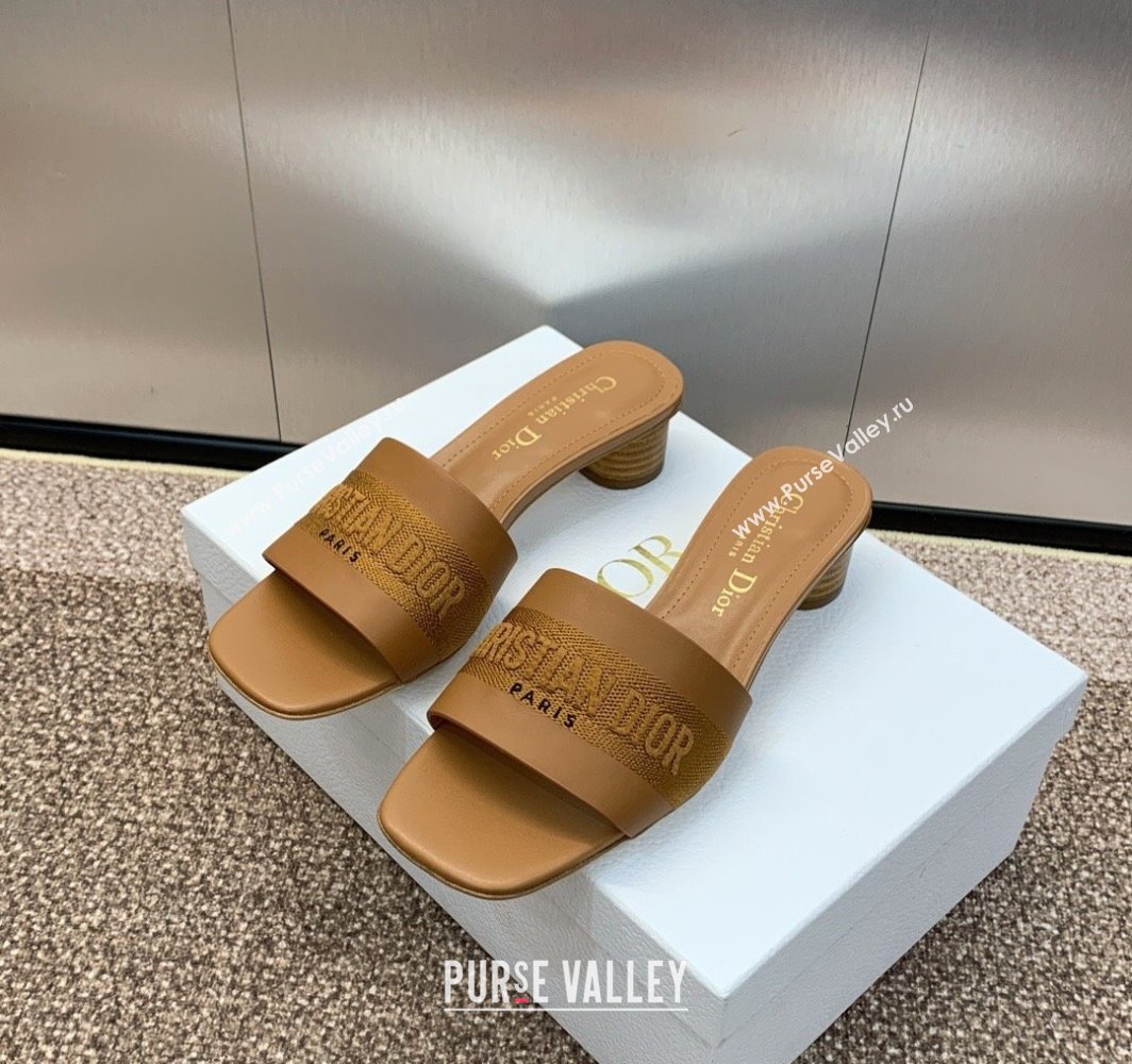 Dior Dway Heel Slides Sandal 4.5cm in Calfskin and Embroidered Cotton Brown 2025 S03W (MD-250425113)