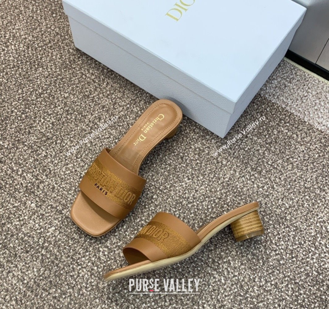 Dior Dway Heel Slides Sandal 4.5cm in Calfskin and Embroidered Cotton Brown 2025 S03W (MD-250425113)