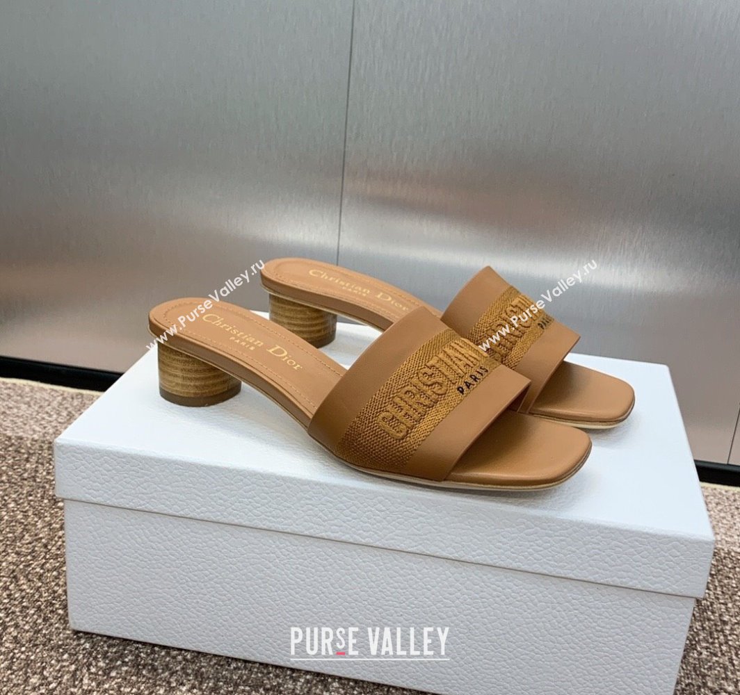 Dior Dway Heel Slides Sandal 4.5cm in Calfskin and Embroidered Cotton Brown 2025 S03W (MD-250425113)