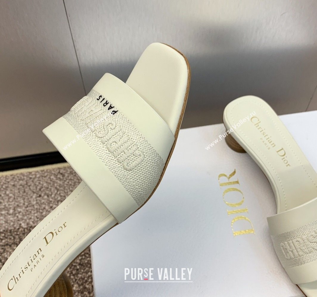 Dior Dway Heel Slides Sandal 4.5cm in Calfskin and Embroidered Cotton White 2025 S03W (MD-250425115)