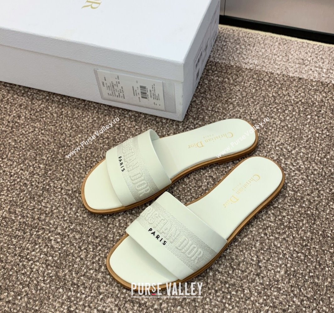 Dior Dway Flat Slides Sandal in Calfskin and Embroidered Cotton White 2025 S03W (MD-250425116)