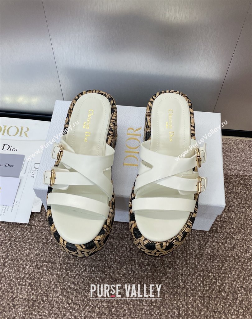 Dior LAmazone Wedge Slides Sandal 6cm in Calfskin and Graphic Cannage Straw with Buckle White 2025 (MD-250425036)