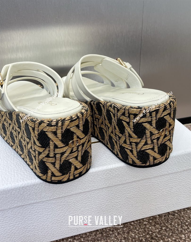 Dior LAmazone Wedge Slides Sandal 6cm in Calfskin and Graphic Cannage Straw with Buckle White 2025 (MD-250425036)