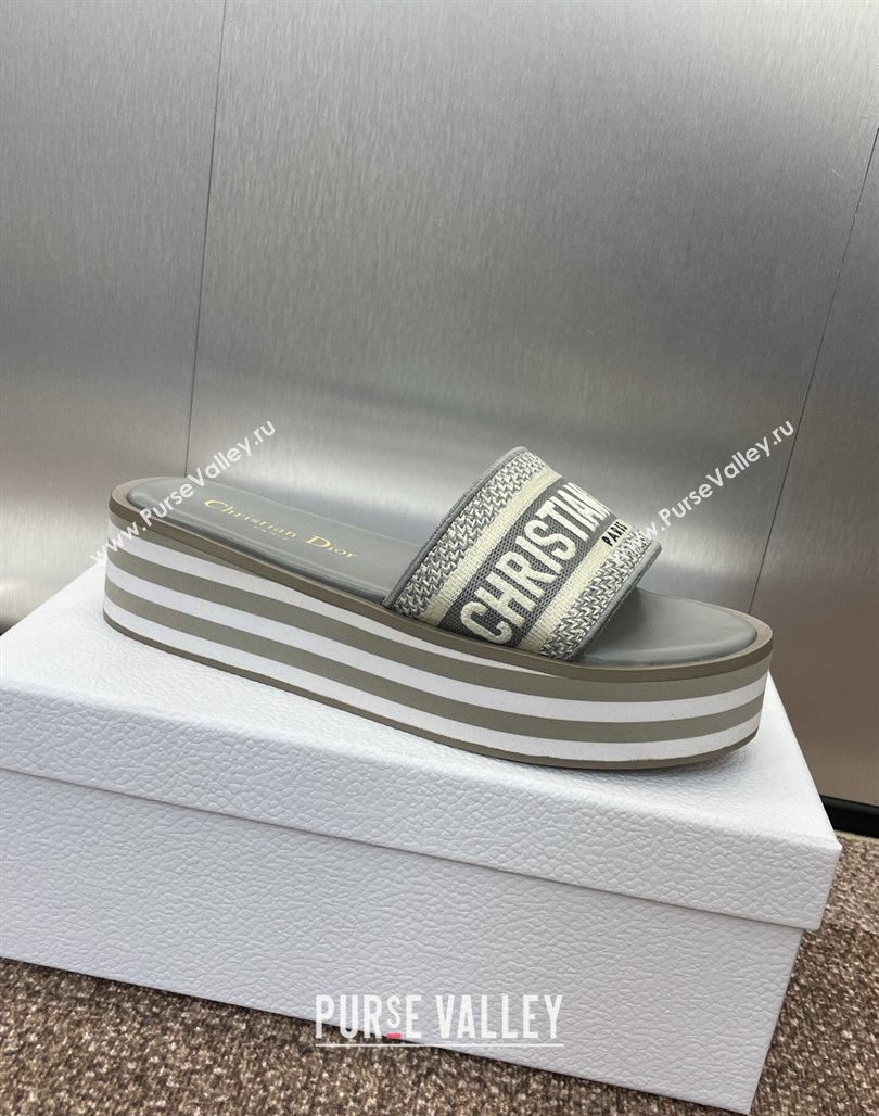 Dior Dway Striped Platform Slides Sandal 4cm in Embroidered Cotton Grey 2025 (MD-250425069)