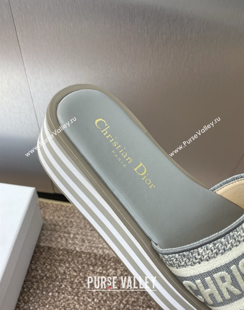 Dior Dway Striped Platform Slides Sandal 4cm in Embroidered Cotton Grey 2025 (MD-250425069)