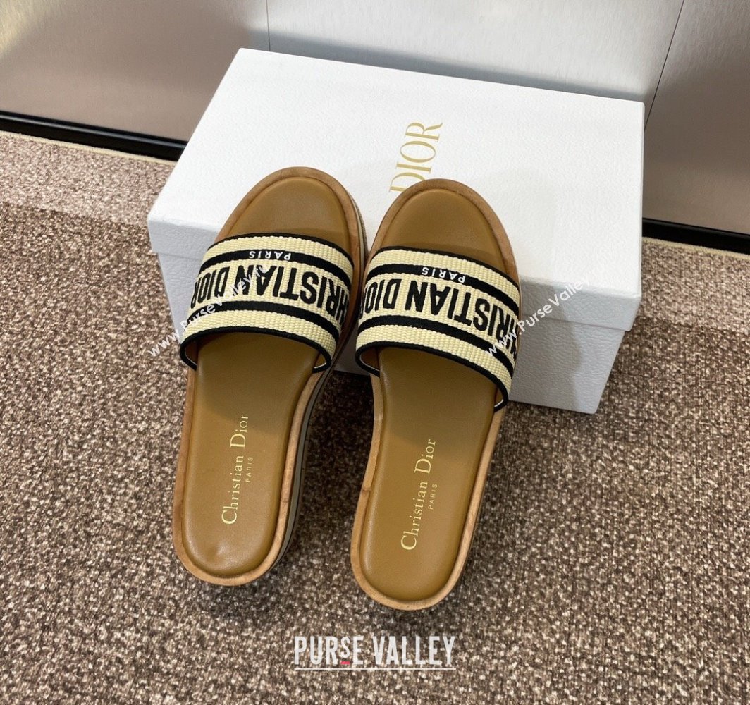 Dior Dway Wood Platform Slides Sandal 4cm in Raffia and Embroidered Cotton Black/Black 2025 (MD-250425076)